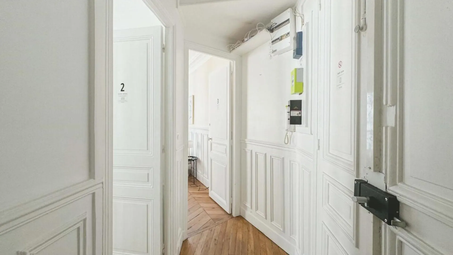Flexliving - Whole Flat - Lamarck Parijs Appartement